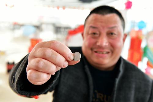 虽与亲人相隔千里,但真情永不变,心相系,情相牵,英派斯人共同祝愿山河